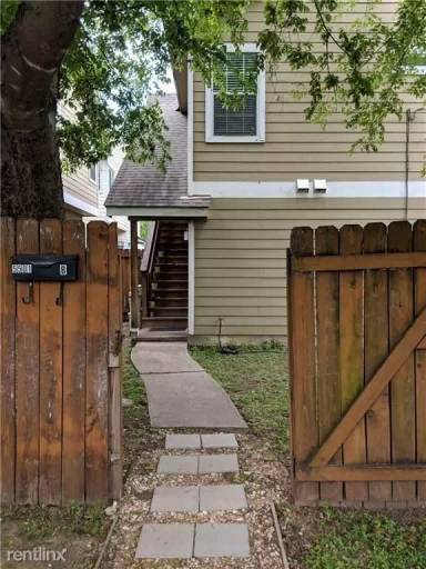 Main picture of 5517 Duval St