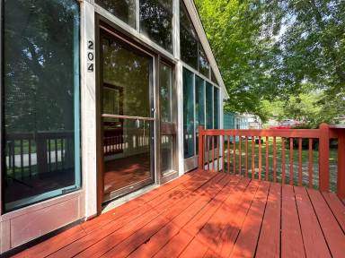 Main picture of 204 E Leland Ave