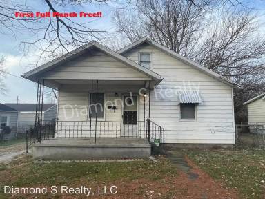 Main picture of 1601 N Rogers Ave