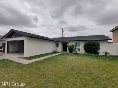Main picture of 15611 Highcliff St