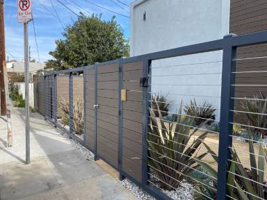 Main picture of 1258 N Harvard Blvd