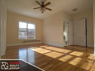 Main picture of 947-57 W Cornelia Ave