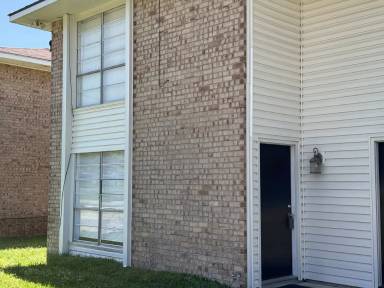 Main picture of 2630 Kelli Dr