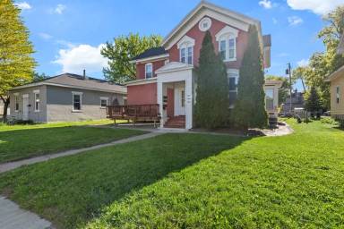 Main picture of 1007 7th St S