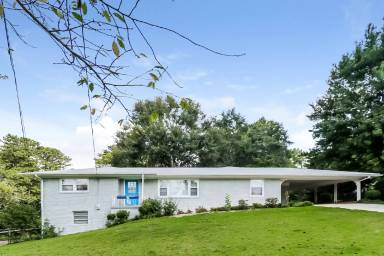 Main picture of 4962 Valley Lake Rd