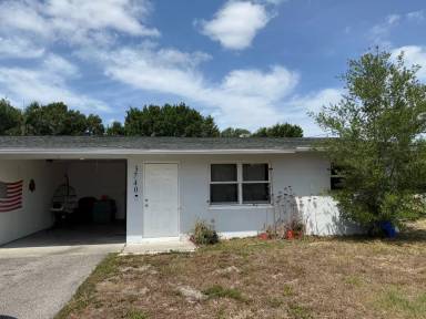Main picture of 3742 Belmont St