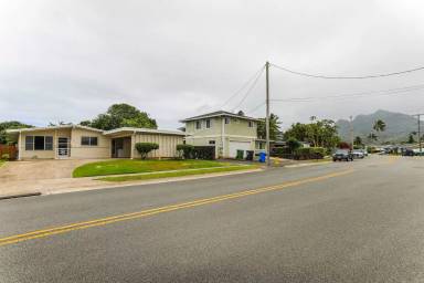 Main picture of 613 Papalani St