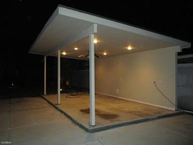 Main picture of 11836 Blythe St