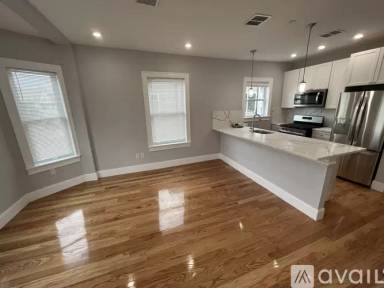 Main picture of 47 Alpine St