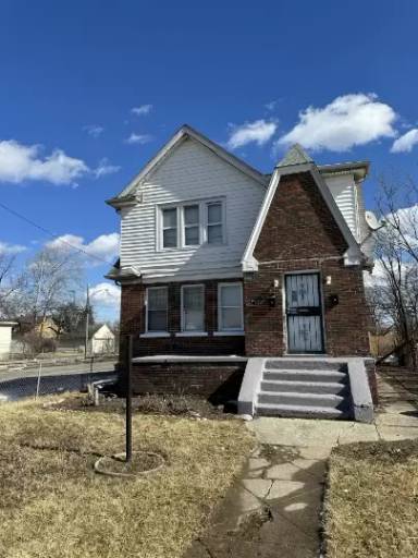 Main picture of 13422 Robson St