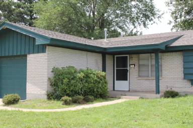 Main picture of 7237 NW 21st St
