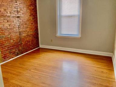 Main picture of 4813 Baltimore Ave