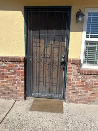 Main picture of 247 6th St