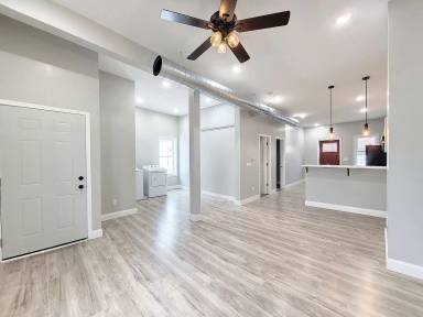 Main picture of 1806 7th St