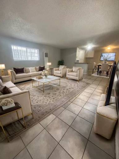 Main picture of 6111 Linden Ave