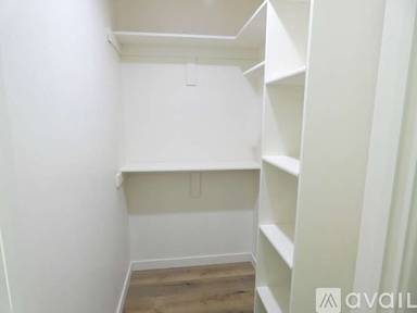 Main picture of 1315 N Stanley Ave
