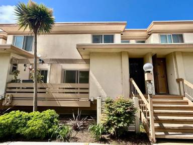Main picture of 2640 Worden St