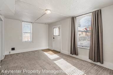 Main picture of 2033 S Clayton St