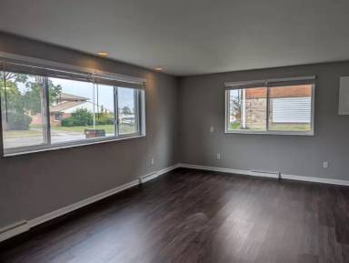 Main picture of 110 Cromwell Pl