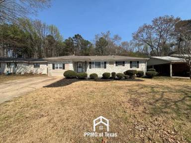 Main picture of 1000 Lessel Dr