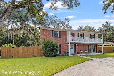 Main picture of 2207 Mulberry Blvd