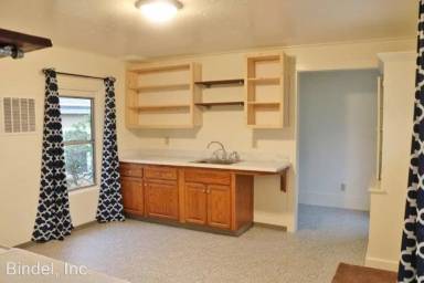 Main picture of 1223 I St