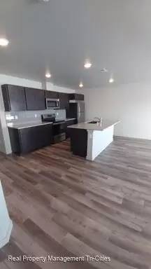 Main picture of 5702 W Kennewick Pl
