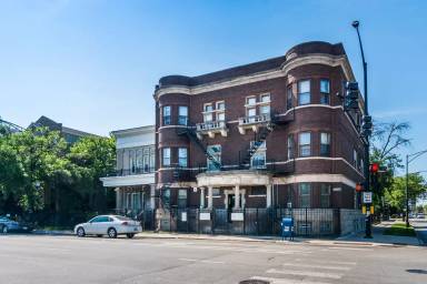 Main picture of 3357 W Warren Blvd