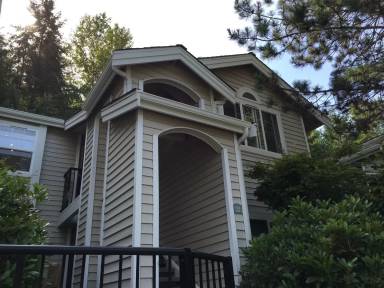 Main picture of 2300 Jefferson Ave NE