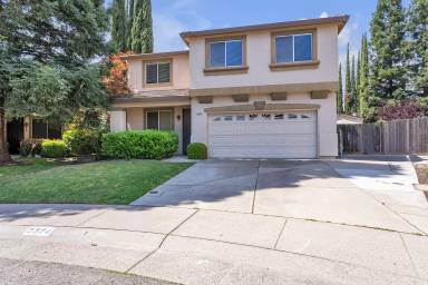 Main picture of 2324 Pargo Pl