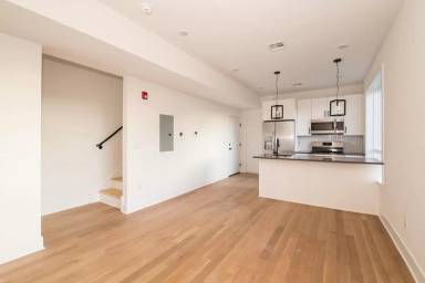 Main picture of 616 W Norris St
