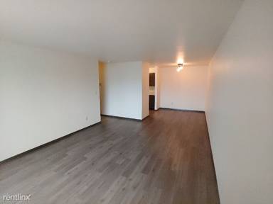 Main picture of 5101 N Lovers Lane Rd