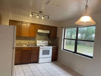 Main picture of 804 Glad Rd