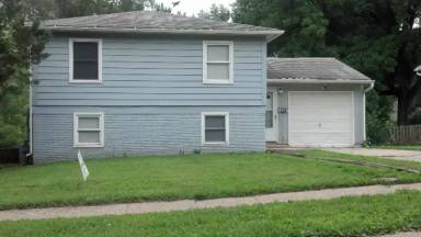 Main picture of 9505 Ditman Way