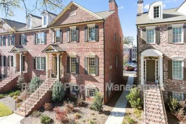 Main picture of 440 Rose Garden Ln