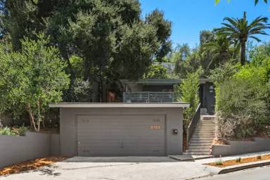 Main picture of 8185 Fairview Ave