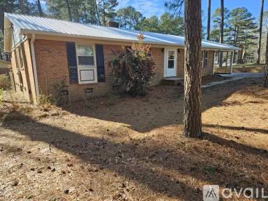 Main picture of 3905 Tremont Dr