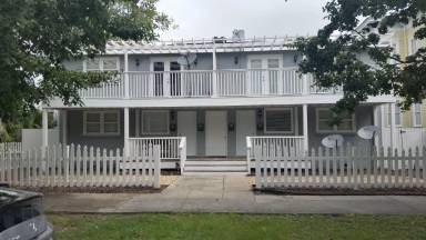 Main picture of 414 E Park Ave