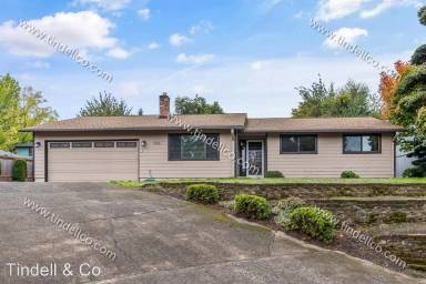 Main picture of 7550 SE Thompson Ct