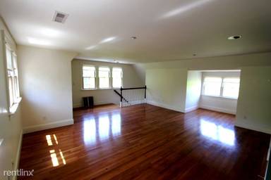 Main picture of 26 Garden St