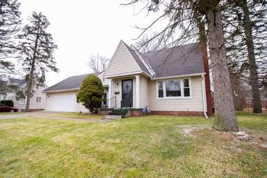Main picture of 628 Clifton Blvd