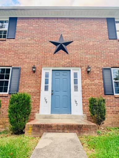 Main picture of 127 Aspen Dr