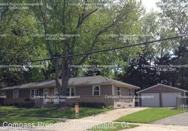 Main picture of 1642 Diamond Ave NE