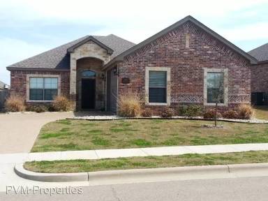 Main picture of 3036 Silver Saddle Dr