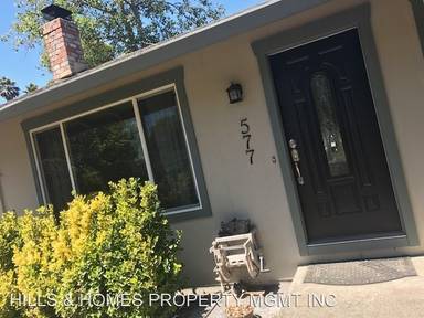 Main picture of 577 Lamont Ct N