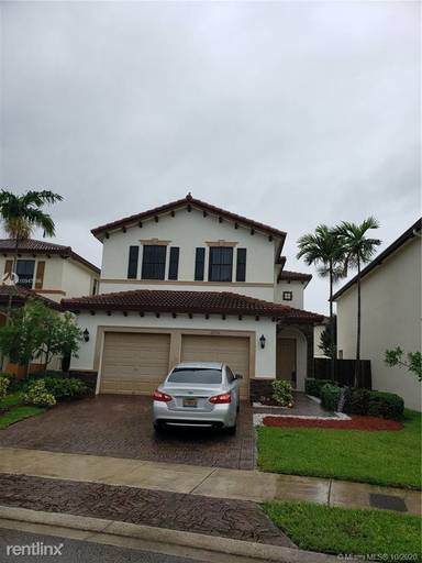 Main picture of 22756 SW 92nd Ct