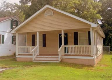 Main picture of 2320 Herring Rd SW