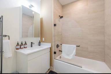 Main picture of William House Apartments