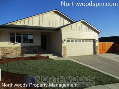 Main picture of 941 Stonewater Dr