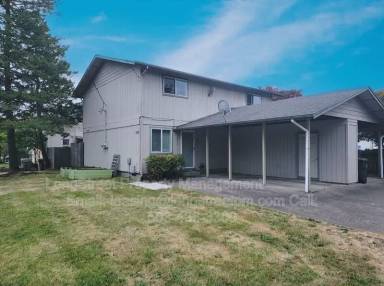 Main picture of 1622 College St